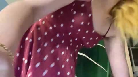 Emi Rose online show from 04/28/26, 04:28