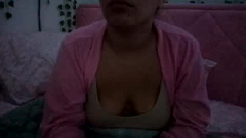 honeyyy89 online show from 04/24/26, 11:01