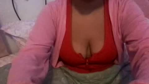 honeyyy89 online show from 04/26/26, 02:20