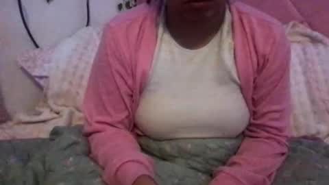 honeyyy89 online show from 04/27/26, 03:48