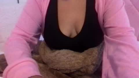 honeyyy89 online show from 05/06/26, 04:45