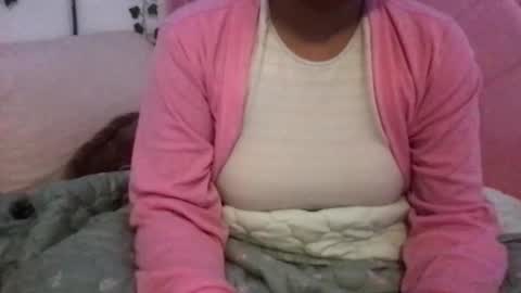 honeyyy89 online show from 05/08/26, 01:33