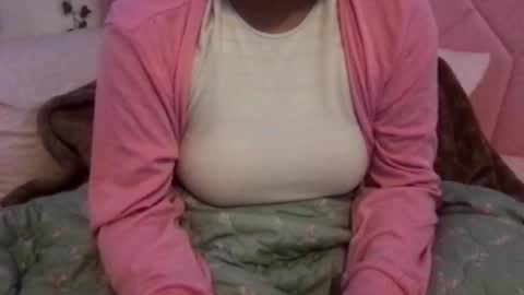 honeyyy89 online show from 05/12/26, 11:51
