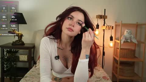 Snapshot of honeyyykate chatting on 03/14/26, 10:42 Kate online show from 03/14/26, 10:42