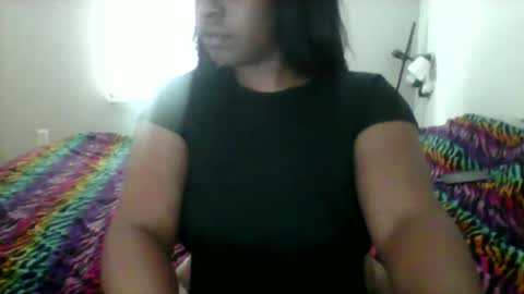 Snapshot of honnievu chatting on 02/01/26, 09:35 honnievu online show from 02/01/26, 09:35