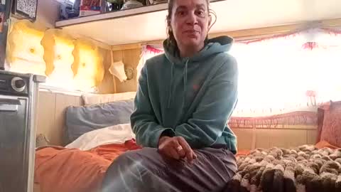 hoodoou online show from 05/17/26, 03:30