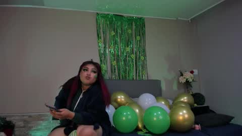 Snapshot of hooney_1 chatting on 03/18/26, 03:53 hooney_1 online show from 03/18/26, 03:53