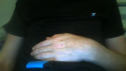 Snapshot of hooper37 chatting on 01/04/25, 12:27 Hooper39 online show from 01/04/25, 12:27