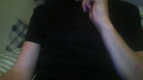 Snapshot of hooper37 chatting on 01/05/25, 01:03 Hooper39 online show from 01/05/25, 01:03