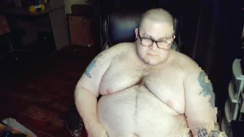 Snapshot of hoosierdaddyxl chatting on 01/07/25, 05:12 Sir online show from 01/07/25, 05:12