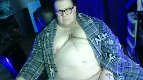 Snapshot of hoosierdaddyxl chatting on 02/02/26, 08:29 Sir online show from 02/02/26, 08:29