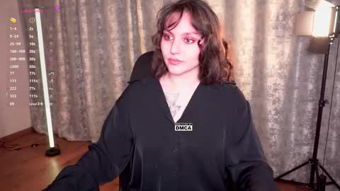 Snapshot of hoot_owl_cb chatting on 02/13/26, 09:49 Karina online show from 02/13/26, 09:49