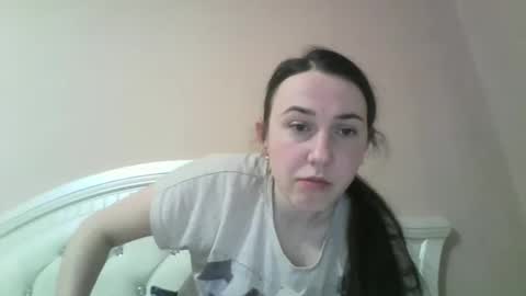 Snapshot of hootloove69 chatting on 03/08/26, 08:01 hootloove69 online show from 03/08/26, 08:01