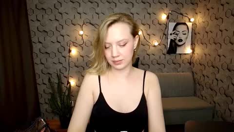 Snapshot of hope_happyyy chatting on 03/01/25, 01:29 hope happyyy online show from 03/01/25, 01:29