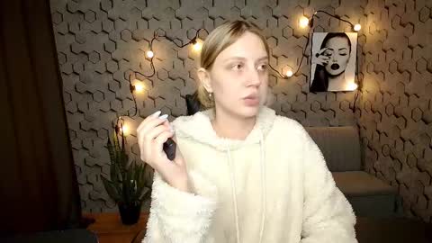 Snapshot of hope_happyyy chatting on 03/09/25, 11:25 hope happyyy online show from 03/09/25, 11:25