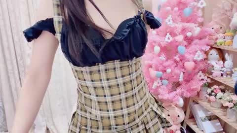 Snapshot of horinatori chatting on 12/21/25, 01:35 Rina online show from 12/21/25, 01:35