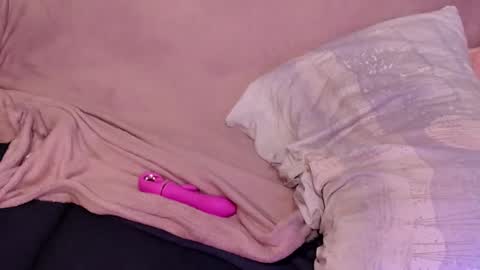 Roxy online show from 01/27/25, 04:33