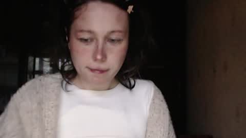 Snapshot of horndemonroxy chatting on 04/30/26, 04:57 Roxy online show from 04/30/26, 04:57
