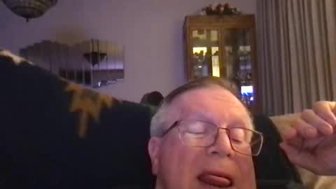 Snapshot of horndog69b chatting on 01/18/26, 07:23 horndog online show from 01/18/26, 07:23