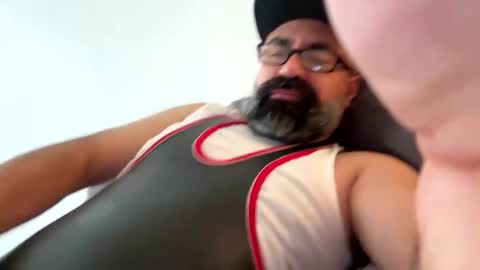 Snapshot of hornedupnwild chatting on 12/20/24, 01:22 Showing off gets me off online show from 12/20/24, 01:22