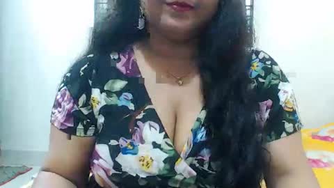 Snapshot of horneydesibabe chatting on 10/15/25, 05:57 horneydesibabe online show from 10/15/25, 05:57