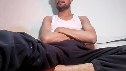 Snapshot of horny61665 chatting on 01/15/26, 04:44 horny61665 online show from 01/15/26, 04:44