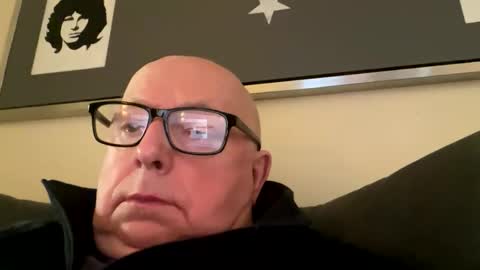 Snapshot of horny_147 chatting on 03/22/26, 07:23 Cum suck Me off online show from 03/22/26, 07:23