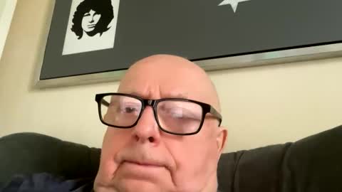 Snapshot of horny_147 chatting on 03/24/26, 02:11 Cum suck Me off online show from 03/24/26, 02:11
