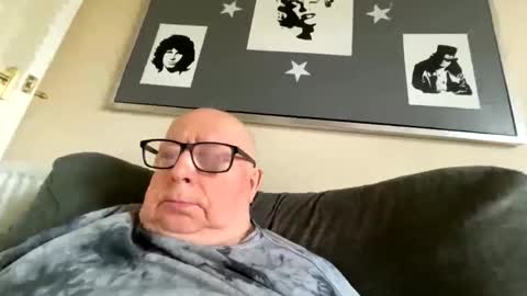 Snapshot of horny_147 chatting on 03/30/26, 11:11 Cum suck Me off online show from 03/30/26, 11:11