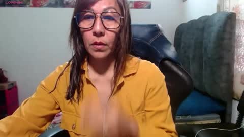 Snapshot of horny_and_daring chatting on 03/24/26, 12:21 horny and daring online show from 03/24/26, 12:21