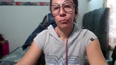 Snapshot of horny_and_daring chatting on 03/31/26, 08:31 horny and daring online show from 03/31/26, 08:31