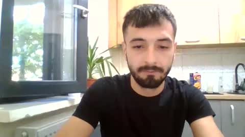 Snapshot of horny_couple9600 chatting on 09/23/25, 04:59 horny_couple9600 online show from 09/23/25, 04:59