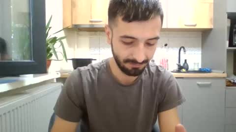 Snapshot of horny_couple9600 chatting on 09/24/25, 04:49 horny_couple9600 online show from 09/24/25, 04:49