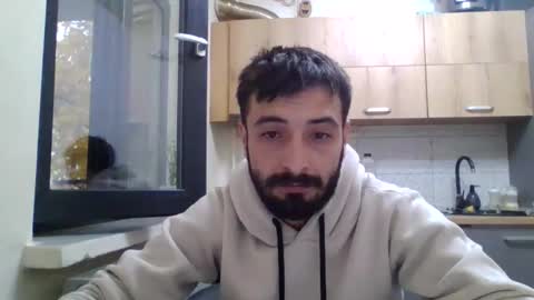 Snapshot of horny_couple9600 chatting on 10/15/25, 05:07 horny_couple9600 online show from 10/15/25, 05:07