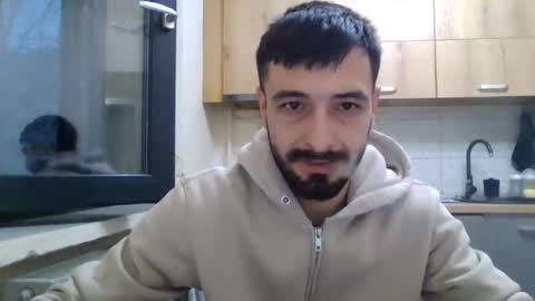 Snapshot of horny_couple9600 chatting on 11/29/25, 05:43 horny_couple9600 online show from 11/29/25, 05:43