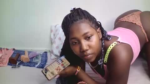 Snapshot of horny_cutiey chatting on 04/12/26, 11:10 cutiey online show from 04/12/26, 11:10