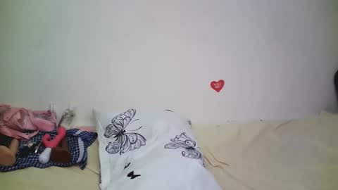 Snapshot of horny_cutiey chatting on 04/20/26, 06:31 cutiey online show from 04/20/26, 06:31