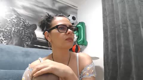 horny_dream2 online show from 11/03/25, 12:13
