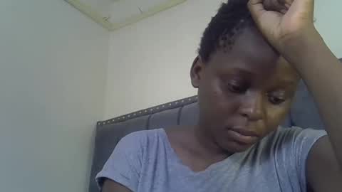 horny_ebony546069 online show from 12/18/24, 10:30