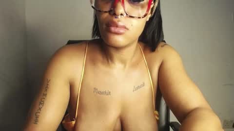 Snapshot of horny_ebonygirl_ chatting on 04/06/26, 04:10 horny_ebonygirl_ online show from 04/06/26, 04:10