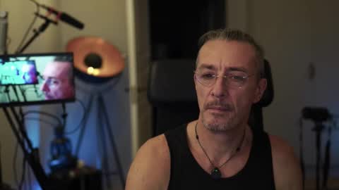 Snapshot of horny_edgucated chatting on 01/10/26, 01:40 horny_edgucated online show from 01/10/26, 01:40