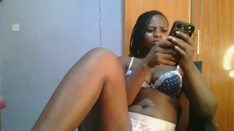 phanice online show from 03/09/25, 07:23