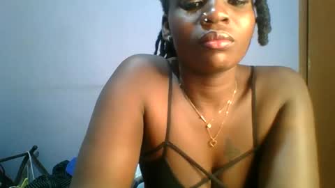 phanice online show from 11/04/25, 07:02