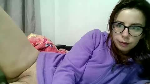 Snapshot of horny_hey chatting on 02/18/26, 07:43 Serena online show from 02/18/26, 07:43