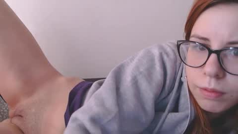 Snapshot of horny_hey chatting on 04/01/26, 06:36 Serena online show from 04/01/26, 06:36