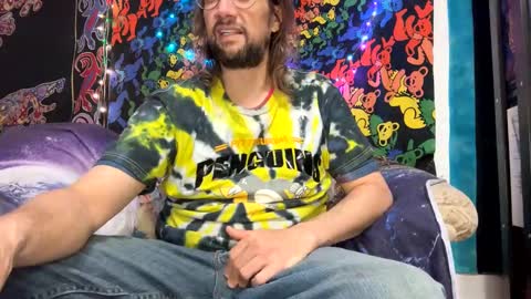 Snapshot of horny_hippie420 chatting on 12/03/24, 09:34 Horny Rockstar420 online show from 12/03/24, 09:34