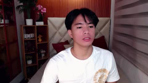 Snapshot of horny_jamesxx chatting on 04/25/26, 12:52 cum boy james online show from 04/25/26, 12:52