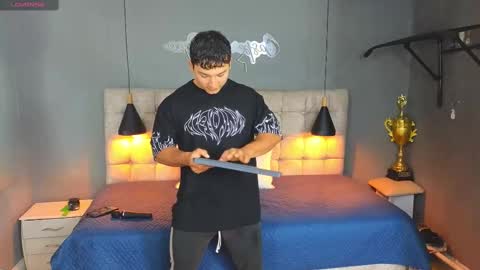 horny_nick18 online show from 10/08/25, 11:30