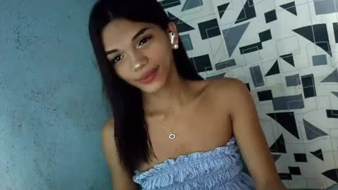 Snapshot of horny_rhiana chatting on 04/12/26, 06:18 Rhiana online show from 04/12/26, 06:18