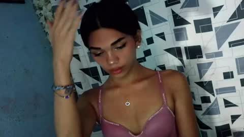 Snapshot of horny_rhiana chatting on 04/14/26, 09:48 Rhiana online show from 04/14/26, 09:48